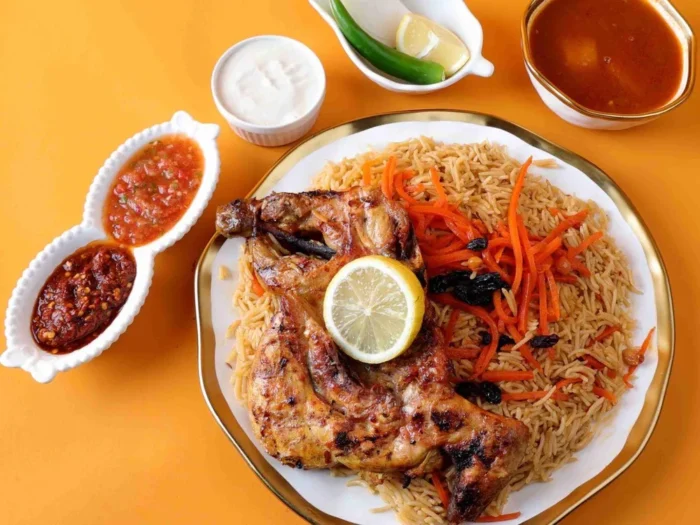بخاري مظبي دجاج نصف